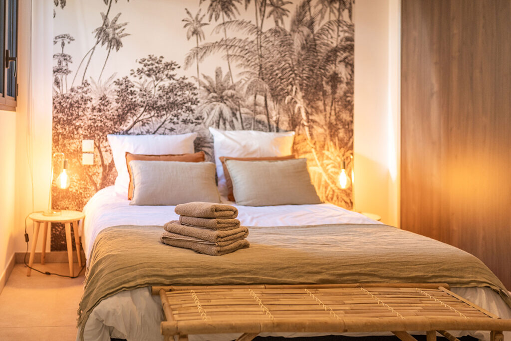 Ameublement décoration intérieurs/extérieurs Helles Les Issambres Résidence locative Chambre