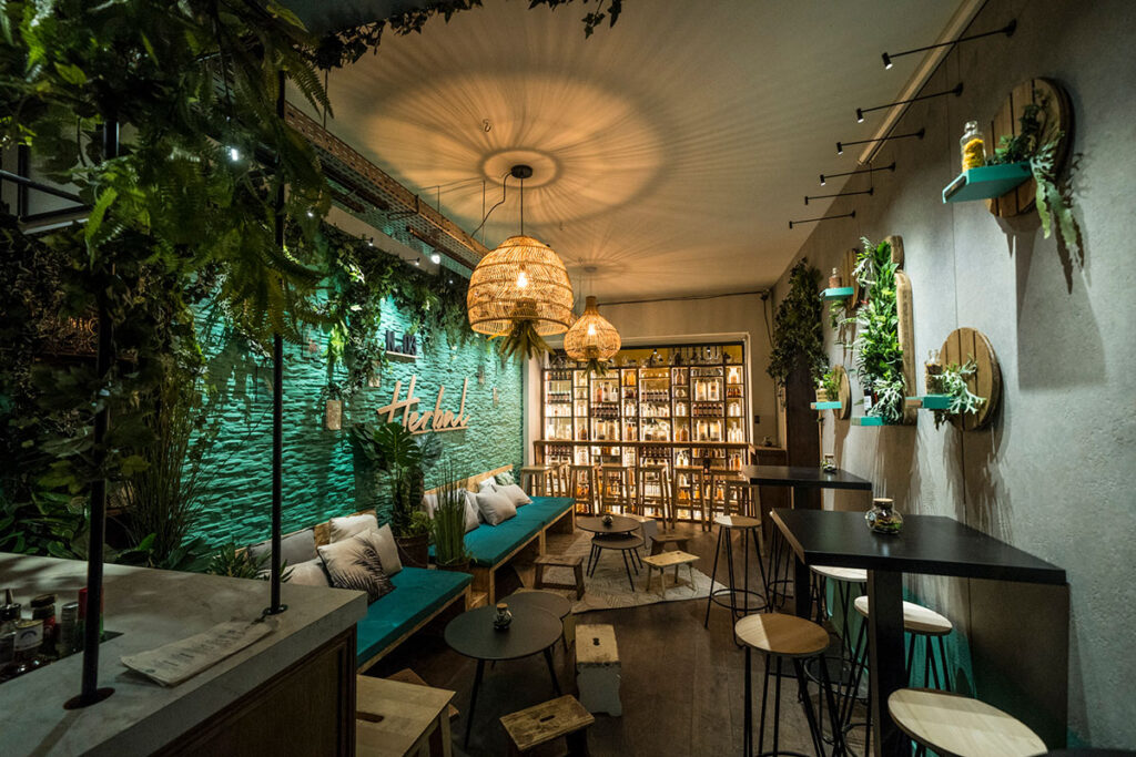 Decoration et accessoirisation à Paris du bar Coca-Cola salon vert