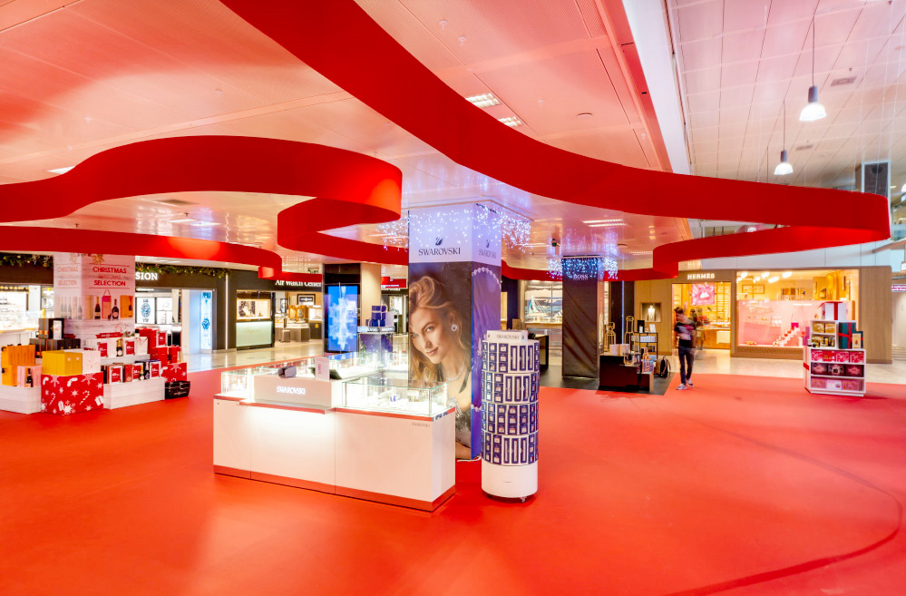 scénographie et expérience voyageur aéroport de Geneve dutyfree